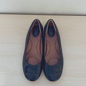 Clarks Black Slip On Flats Womens 8 Buckle Trim